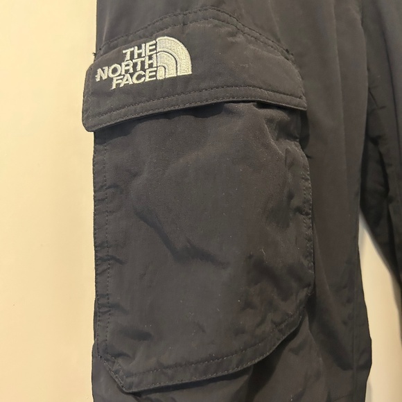 The North Face Youth/Junior Insulated Snow Pants (L/G) - Picture 3 of 10
